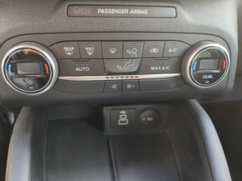Photo 21 du bon plan FORD Kuga 2.5 Duratec 190ch FHEV E85 ST-Line Business BVA occasion à 29890 €
