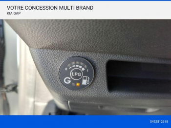 Photo 12 du bon plan RENAULT Clio 1.0 TCe 100ch Evolution GPL occasion à 15490 €
