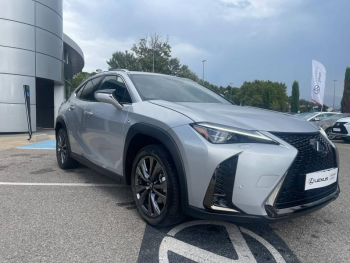Photo 7 du bon plan LEXUS UX 250h 2WD F SPORT Design occasion à 31900 €