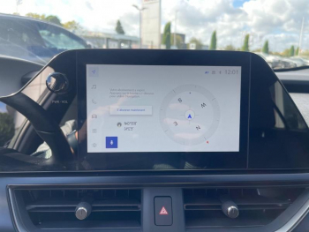 Photo 22 du bon plan LEXUS UX 250h 2WD F SPORT Design occasion à 31900 €