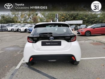Photo 17 du bon plan TOYOTA Yaris 116h Dynamic 5p MY22 occasion à 18990 €