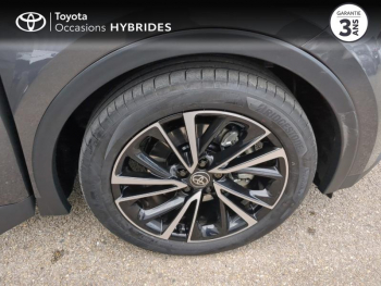 Photo 16 du bon plan TOYOTA C-HR 2.0 Hybride Rechargeable 225ch Collection occasion à 38980 €