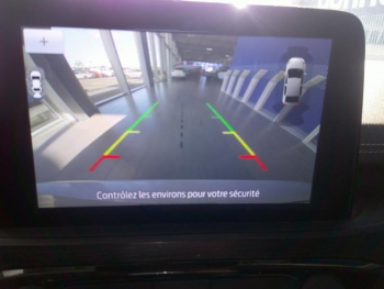 Photo 3 du bon plan FORD Kuga 1.5 EcoBlue 120ch Vignale Powershift occasion à 27710 €