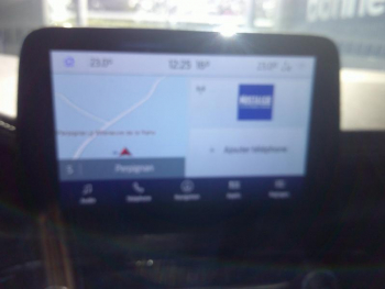 Photo 8 du bon plan FORD Kuga 1.5 EcoBlue 120ch Vignale Powershift occasion à 27710 €