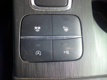 Photo 13 du bon plan FORD Kuga 1.5 EcoBlue 120ch Vignale Powershift occasion à 27710 €