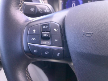 Photo 14 du bon plan FORD Kuga 1.5 EcoBlue 120ch Vignale Powershift occasion à 27710 €