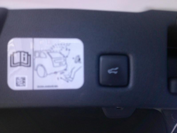 Photo 23 du bon plan FORD Kuga 1.5 EcoBlue 120ch Vignale Powershift occasion à 27710 €