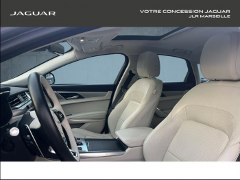 Photo 8 du bon plan JAGUAR XF D200 MHEV S BVA8 RWD occasion à 30900 €