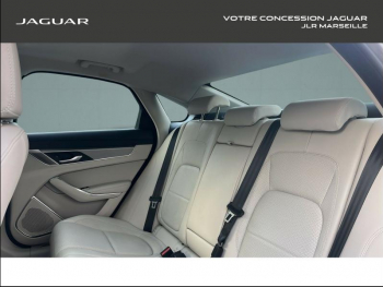 Photo 16 du bon plan JAGUAR XF D200 MHEV S BVA8 RWD occasion à 30900 €