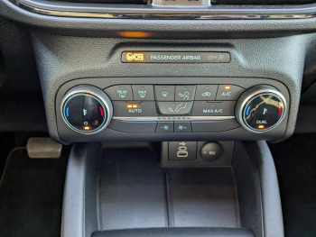 Photo 21 du bon plan FORD Kuga 2.5 Duratec 190ch FHEV E85 ST-Line X BVA occasion à 33900 €