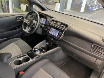 Photo 6 du bon plan NISSAN Leaf 150ch 40kWh Acenta 2018 occasion à 15900 €