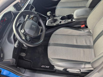 Photo 6 du bon plan PEUGEOT 208 1.5 BlueHDi 100ch S&S Allure Pack occasion à 18670 €
