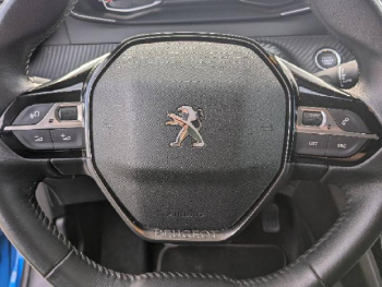 Photo 9 du bon plan PEUGEOT 208 1.5 BlueHDi 100ch S&S Allure Pack occasion à 18670 €