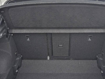 Photo 3 du bon plan VOLKSWAGEN T-Roc 2.0 TDI 150ch R-Line DSG7 occasion à 34870 €