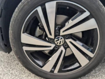 Photo 24 du bon plan VOLKSWAGEN T-Roc 2.0 TDI 150ch R-Line DSG7 occasion à 34870 €