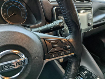 Photo 11 du bon plan NISSAN Leaf 150ch 40kWh Acenta 2018 occasion à 10690 €