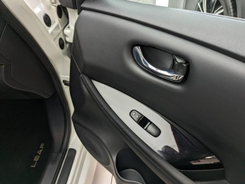 Photo 17 du bon plan NISSAN Leaf 150ch 40kWh Acenta 2018 occasion à 10690 €