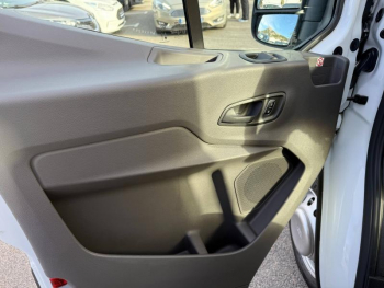 Photo 9 du bon plan FORD Transit CCb VUL P350 L2 2.0 ecoblue 130ch Trend Business 32492? HT occasion à 38491 €