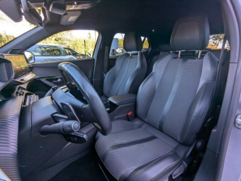 Photo 4 du bon plan PEUGEOT 2008 1.2 PureTech 130ch S&S GT EAT8 occasion à 17990 €