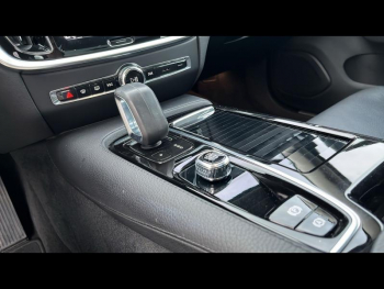 Photo 14 du bon plan VOLVO V60 T6 AWD 253 + 87ch Business Executive Geartronic occasion à 34490 €