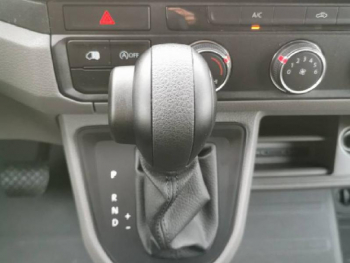 Photo 15 du bon plan VOLKSWAGEN Crafter Fg VUL 35 L3H3 2.0 TDI 140ch Business Traction BVA8 occasion à 39890 €