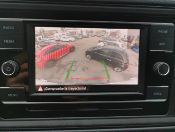 Photo 16 du bon plan VOLKSWAGEN Crafter Fg VUL 35 L3H3 2.0 TDI 140ch Business Traction BVA8 occasion à 39890 €