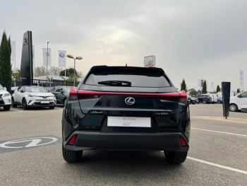 Photo 4 du bon plan LEXUS UX 250h 2WD Luxe Plus MY21 occasion à 27900 €