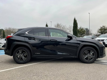 Photo 6 du bon plan LEXUS UX 250h 2WD Luxe Plus MY21 occasion à 27900 €