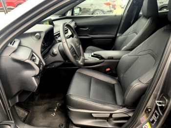 Photo 10 du bon plan LEXUS UX 250h 2WD Luxe Plus MY21 occasion à 27900 €