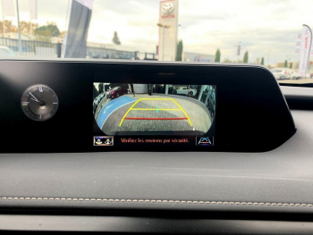 Photo 17 du bon plan LEXUS UX 250h 2WD Luxe Plus MY21 occasion à 27900 €