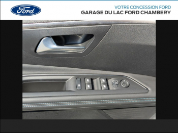 Photo 11 du bon plan PEUGEOT 3008 HYBRID 225ch Allure Pack e-EAT8 occasion à 27990 €
