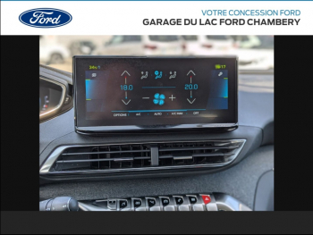 Photo 14 du bon plan PEUGEOT 3008 HYBRID 225ch Allure Pack e-EAT8 occasion à 27990 €
