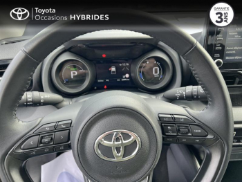 Photo 13 du bon plan TOYOTA Yaris 116h Design 5p MY22 occasion à 20490 €