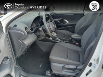 Photo 11 du bon plan TOYOTA Yaris 116h Dynamic Business 5p MY22 occasion à 19900 €