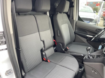 Photo 12 du bon plan FORD Transit Connect VUL L1 1.0E 100ch E85 Trend Business occasion à 24990 €