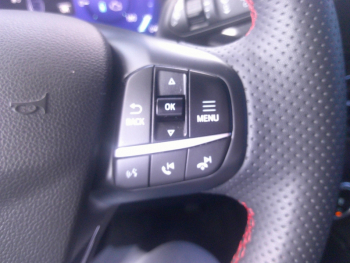 Photo 16 du bon plan FORD Kuga 2.5 Duratec 190ch FHEV E85 ST-Line BVA occasion à 31900 €