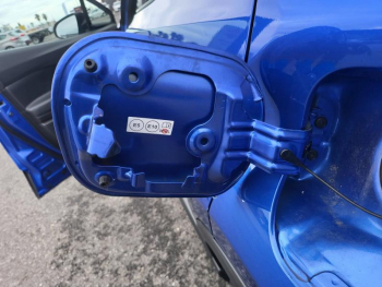 Photo 11 du bon plan TOYOTA C-HR 122h Edition 2WD E-CVT MY20 occasion à 19470 €