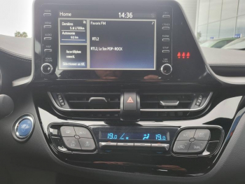 Photo 18 du bon plan TOYOTA C-HR 122h Edition 2WD E-CVT MY20 occasion à 19470 €