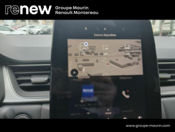 Photo 28 du bon plan RENAULT Captur 1.6 E-Tech hybride 145ch Engineered occasion à 26990 €