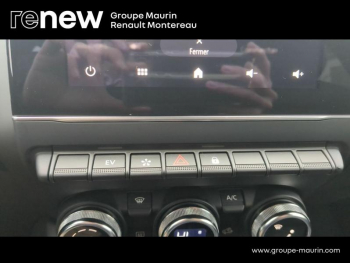 Photo 29 du bon plan RENAULT Captur 1.6 E-Tech hybride 145ch Engineered occasion à 26990 €
