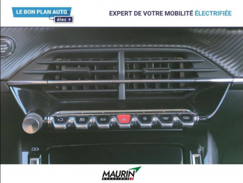 Photo 12 du bon plan PEUGEOT 2008 e-2008 136ch Allure Pack occasion à 16900 €