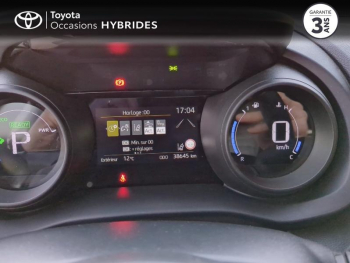 Photo 23 du bon plan TOYOTA Yaris Cross 116h Design MY22 occasion à 22890 €