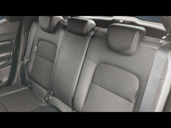 Photo 16 du bon plan NISSAN Juke 1.6 Hybrid 143ch Business+ 2023.5 occasion à 24900 €