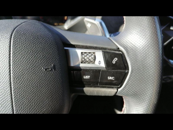 Photo 21 du bon plan DS DS 3 Crossback PureTech 130ch Performance Line Automatique occasion à 15490 €