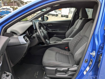Photo 9 du bon plan TOYOTA C-HR 122h Dynamic 2WD E-CVT MY20 occasion à 18970 €