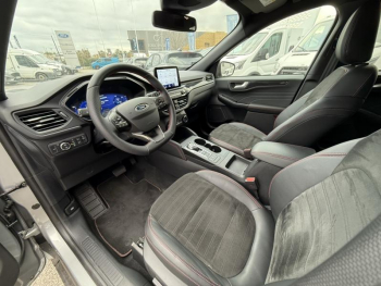 Photo 19 du bon plan FORD Kuga 2.5 Duratec 190ch FHEV E85 ST-Line X BVA occasion à 34401 €