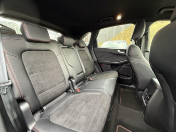 Photo 26 du bon plan FORD Kuga 2.5 Duratec 190ch FHEV E85 ST-Line X BVA occasion à 34401 €