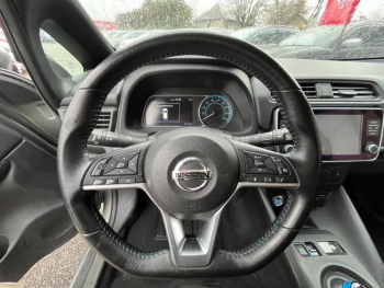 Photo 14 du bon plan NISSAN Leaf 150ch 40kWh Acenta 21 occasion à 15990 €