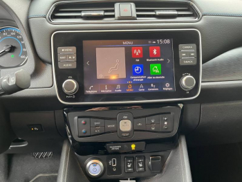 Photo 16 du bon plan NISSAN Leaf 150ch 40kWh N-Connecta 19 occasion à 15490 €