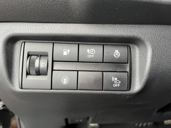 Photo 18 du bon plan NISSAN Leaf 150ch 40kWh N-Connecta 19 occasion à 15490 €